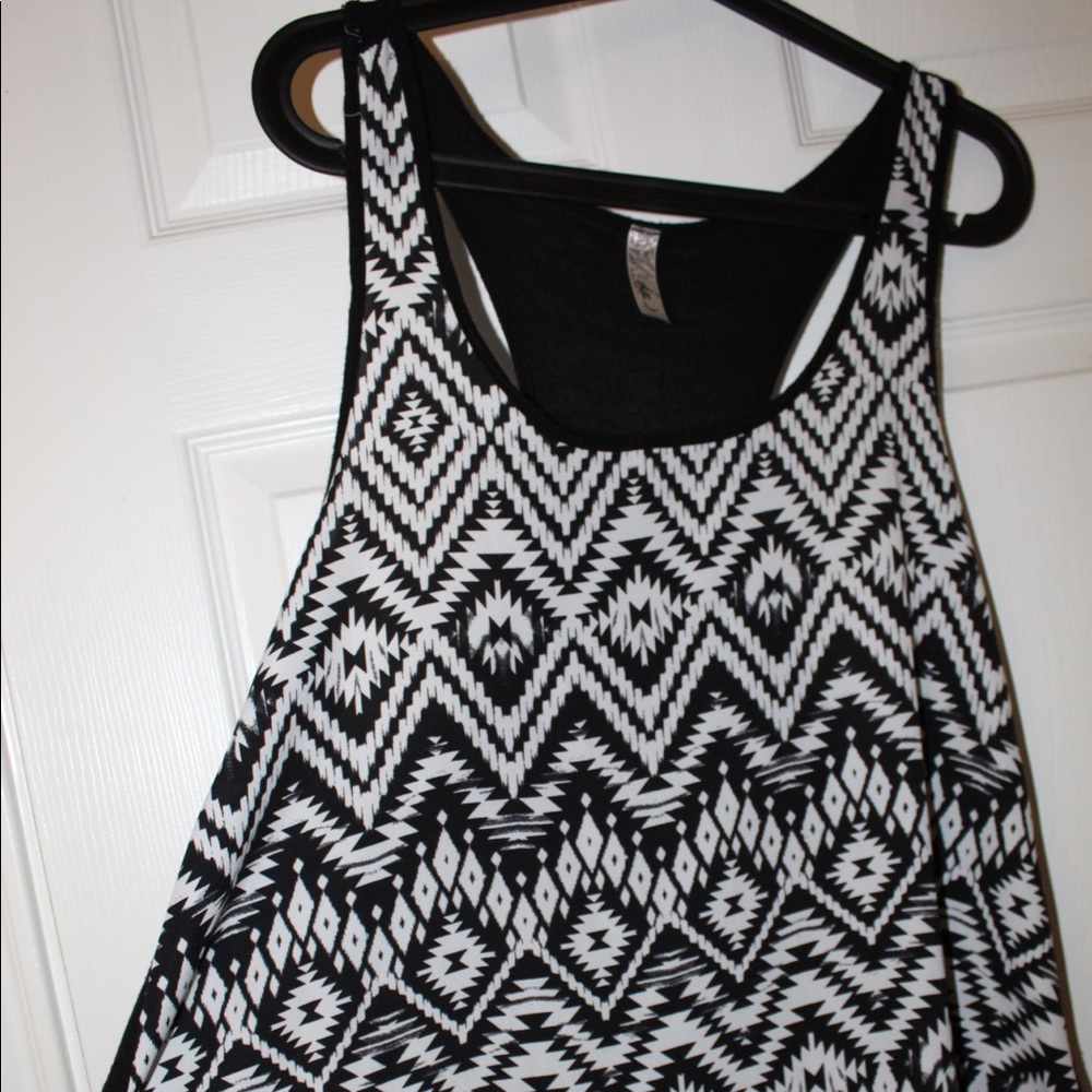 White and black patterned tank top